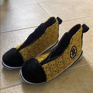 Boston Bruins Sneaker Slippers